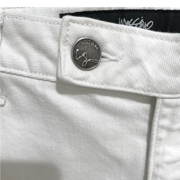 💛Bermuda Shorts💛 - Picture 2 of 11